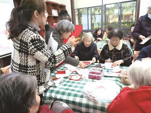 省民政廳 今年配建設(shè)施達標(biāo)率要達100 加快構(gòu)建城市 15分鐘 養(yǎng)老服務(wù)圈