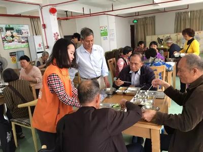 福利!金灣又一居家養老服務站揭牌!設備齊全!在家門口就能享受這些服務.