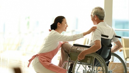 銀發潮來襲！重慶社區養老服務新樣本引領萬億市場建設路徑